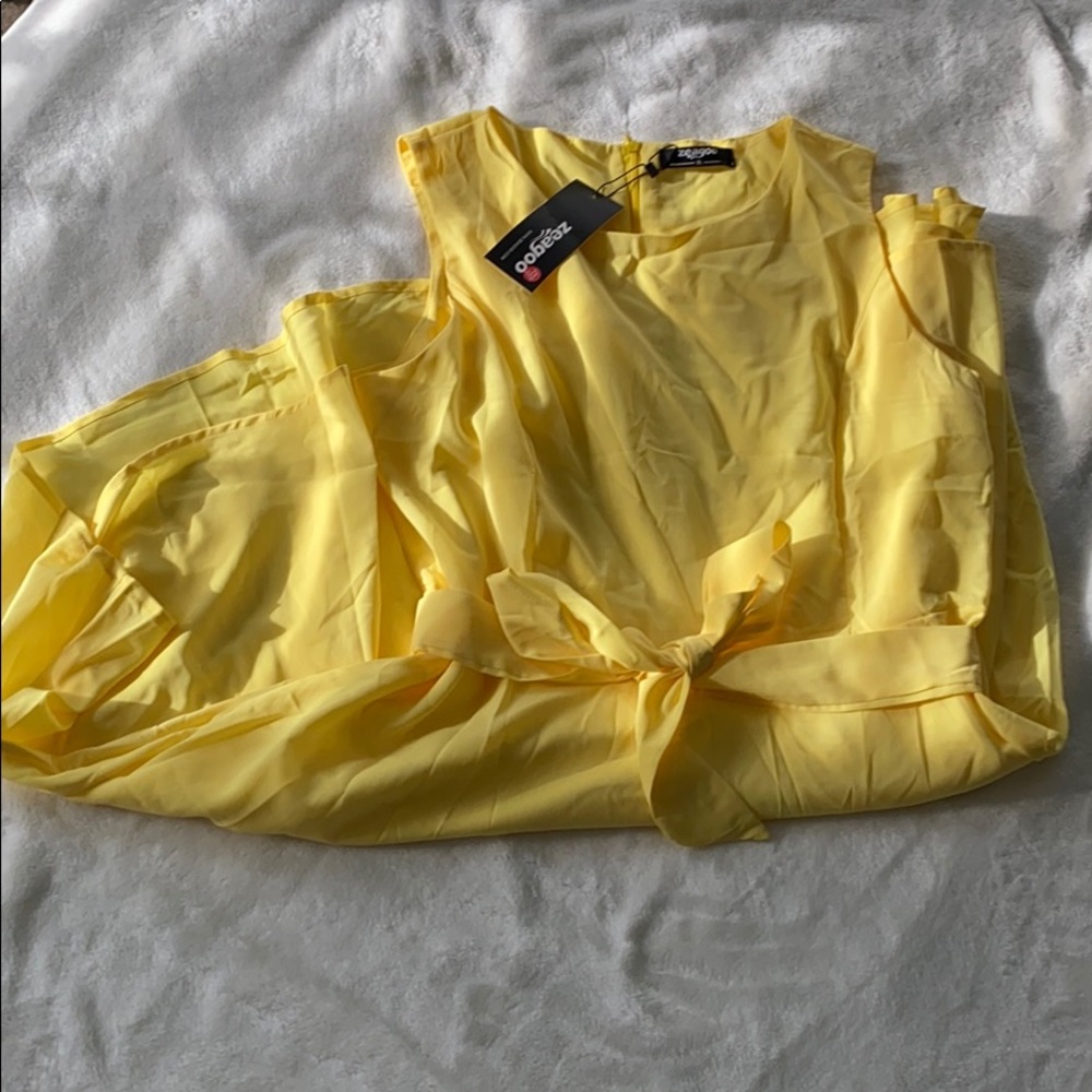 Yellow dress